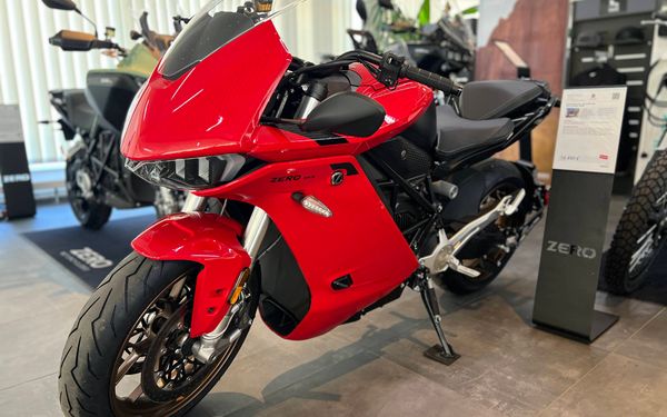 ZERO 24MY FST STREET SR/S EU ZF17.3 RED