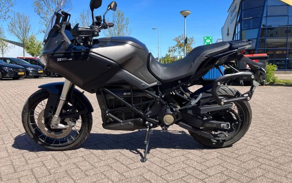 ZERO 24MY FST ADVENTURE DSR/X EU ZF17.3 TUNGSTEN