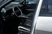 Innenansicht des KIA Sportage mit Lenkrad und Armaturenbrett.