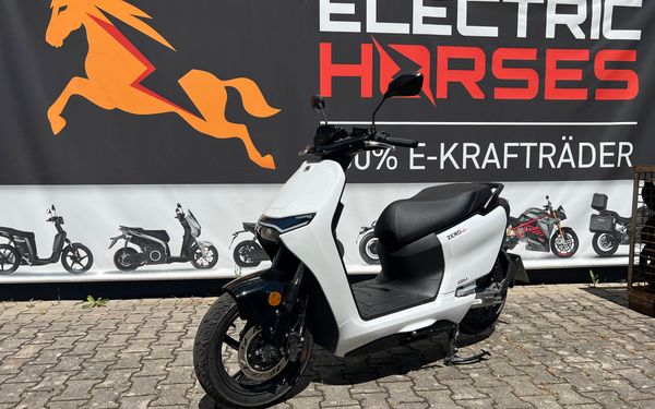 ZERO 26MY LS1 EU LI 3.7 Pearl White
