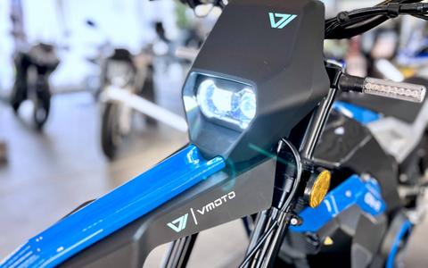 Super SOCO VMOTO ON-R blau 90 km/h